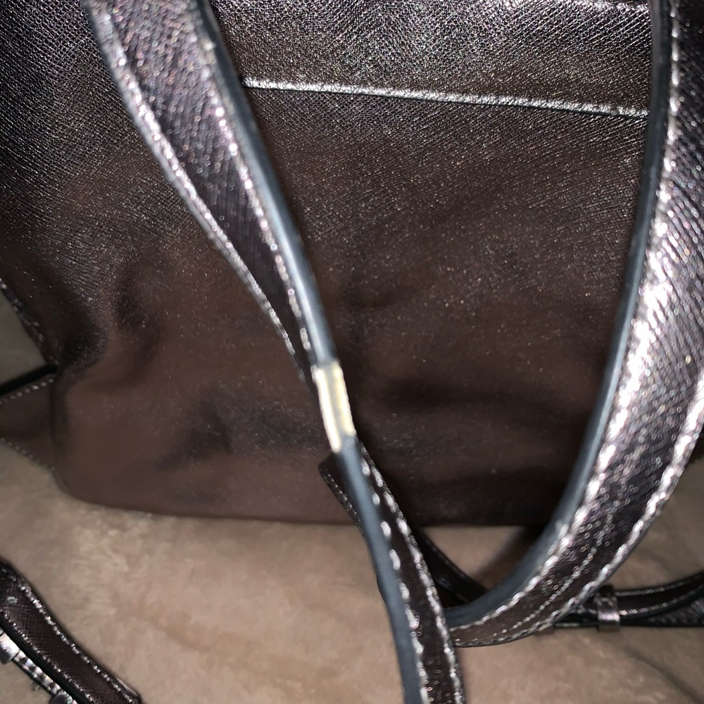 Guess backpack - Picture 3 of 3